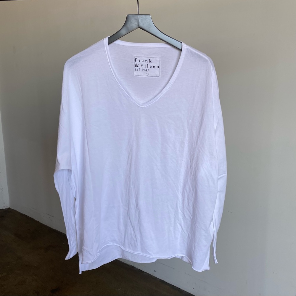 White Frank & Eileen Thin V-Neck Long Sleeve T-Shirt #3 Sz Large